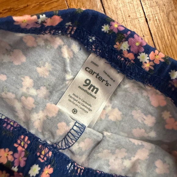 Carter's Coral Ruffle Top and Floral Shorts Set NWT Size 9 months - Picture 5 of 6